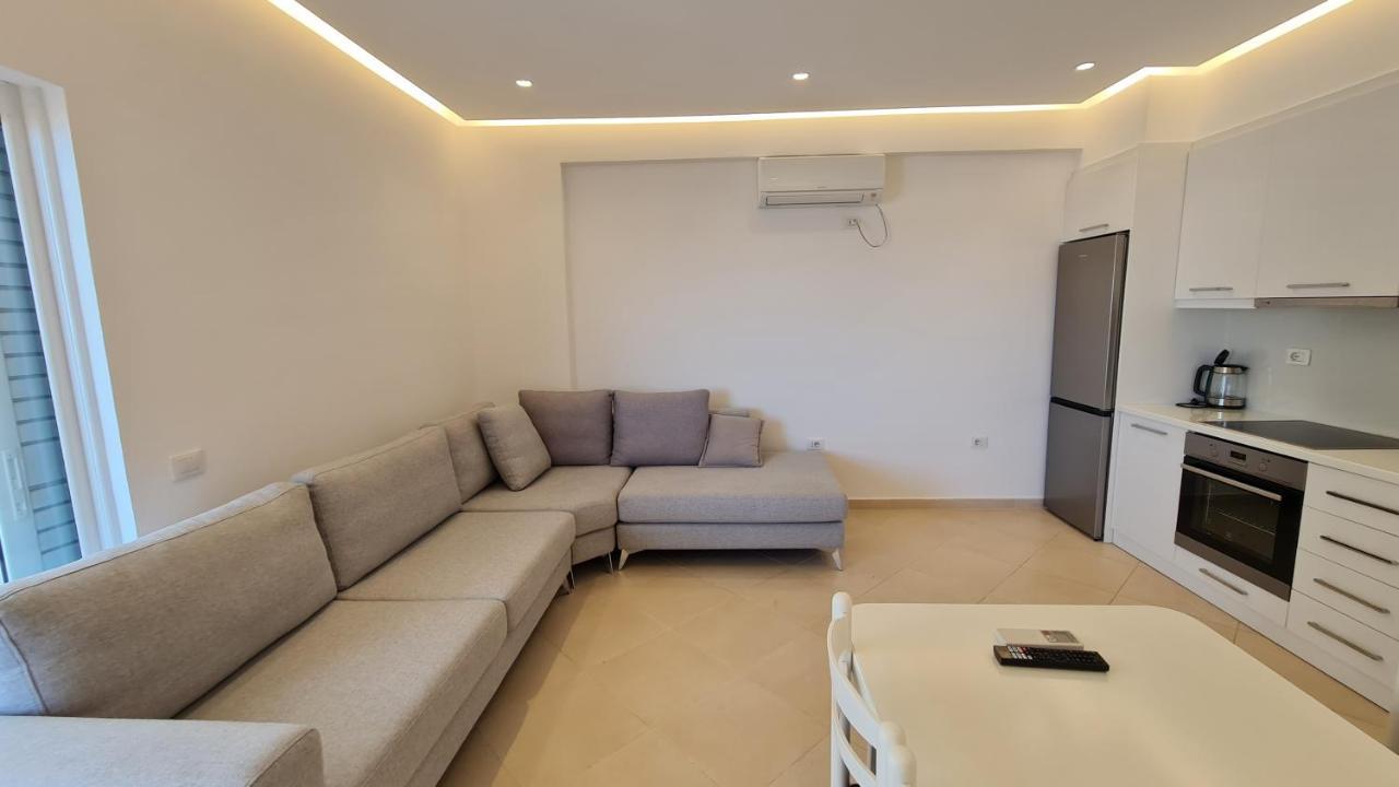 Sea And City View Apartment Saranda Extérieur photo