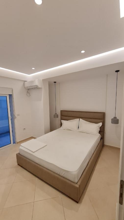 Sea And City View Apartment Saranda Extérieur photo