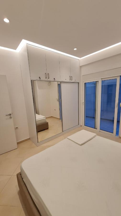 Sea And City View Apartment Saranda Extérieur photo