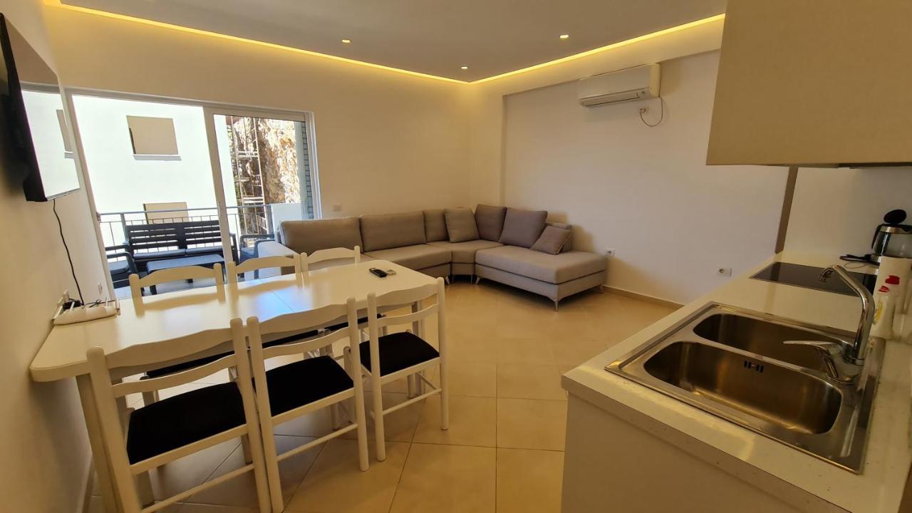 Sea And City View Apartment Saranda Extérieur photo
